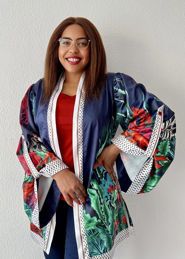 Facetune_22-04-2024-21-46-16 Kimono - Tropical