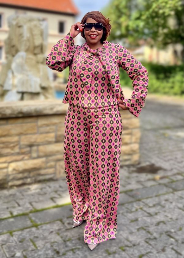 Facetune_23-09-2025-22-47-14 Zweiteiler-Flo