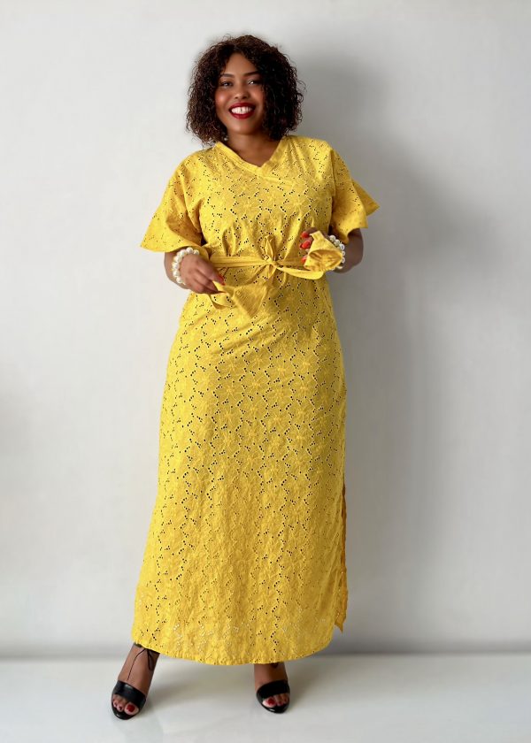 Facetune_04-08-2025-20-03-00 Kleid-Sunniva