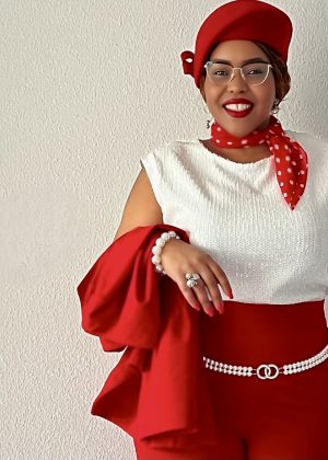 Facetune_11-12-2025-20-49-20 2 Pailletten Oberteil-Glam