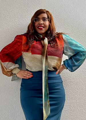 Facetune_25-01-2026-23-17-59 Schluppenbluse-Splash